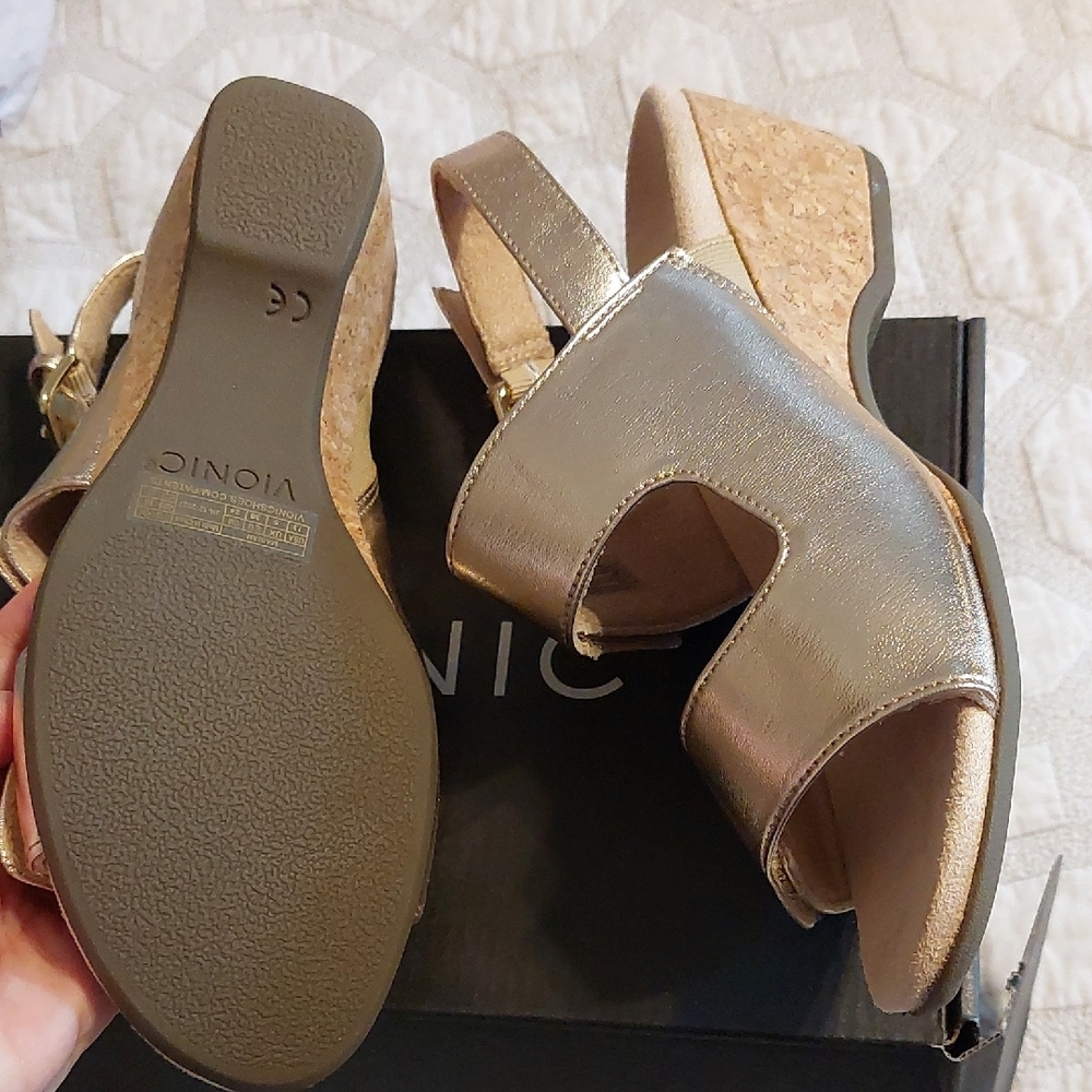 Vionic Gold Sandals with Metallic Straps and Supportive Footbed - Picture 4 of 7